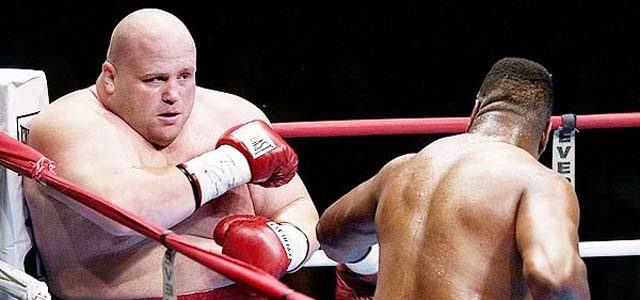 Butterbean vs Larry Holmes