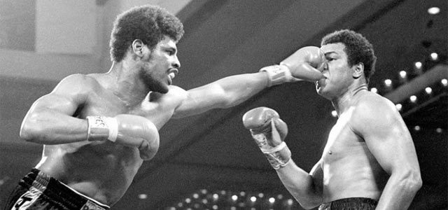 Leon Spinks hits Muhammad Ali